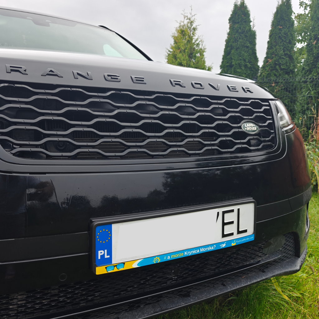 Ramka na tablicę rejestracyjną „A morze Krynica Morska?” – ozdobna ramka samochodowa.