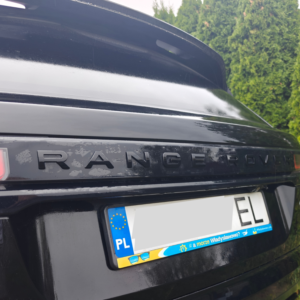 Ramka do samochodu na tablicę rejestracyjną „A morze Władysławowo?” – stylowy dodatek.